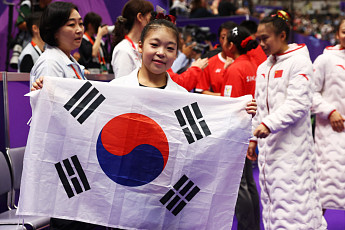 '작은 거인' 황서현, 여자 평균대 금메달⋯한국 체조 40년 만의 쾌거 [아시안게임]