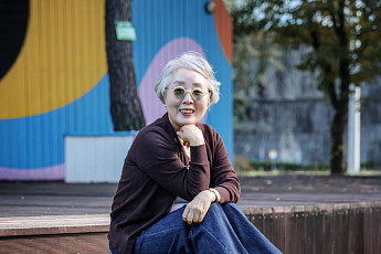 나이 60, 생판 남들과 ‘가족’ 됐다