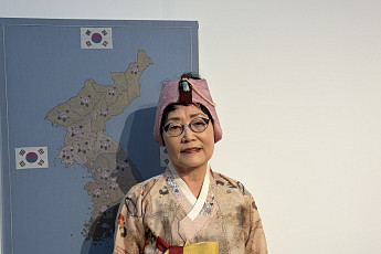 바늘과 실로 마음을 잇다…손인숙 작가 “실그림은 연결과 치유의 언어” [인터뷰]