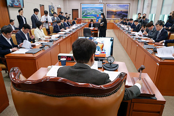 국토위 국감 시작⋯서울 집값·공급대책 격돌