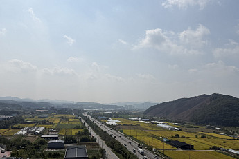 논밭 너머 산자락이 드러났다…용인 반도체 산단 ‘첫 삽’ 채비 [르포]