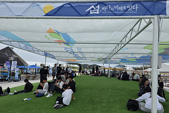 [르포] 1850억 쏟은 ‘세계 최초’ 섬박람회…“정작 섬이 안 보인다” [축제 공화국의 민낯 ④]