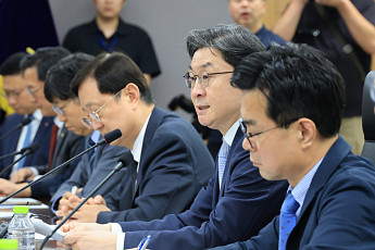 이억원 “금융권 해킹 사고, AI 활용 추정⋯동일 공격자 IP 여러 곳 발견”