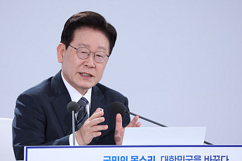 이 대통령 지지율 37.4%…민주 42.5%·국힘 38.4% 접전[리얼미터]
