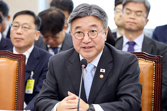 윤호중 “5극3특·지방재정 확충”…미래대응기금에 교부세 축소 우려 [국감]