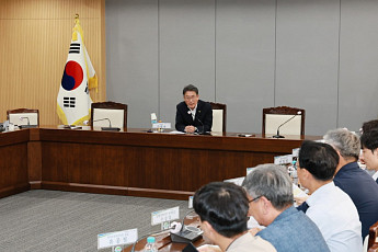 구제역 3차례 잇따라 발생한 예천군,전문가 모여 