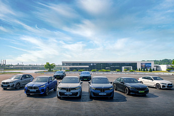 BMW 코리아, 전동화차 판매 1만대 돌파…프리미엄 수입차 첫 기록