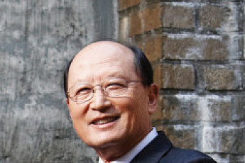 [특별기고] AI 시대, 경영의 해답은 '사람의 강점'에 있다