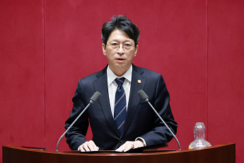 홍지선 국토장관 “서울 집값 연말까지 상승폭 둔화될 것” [국감]