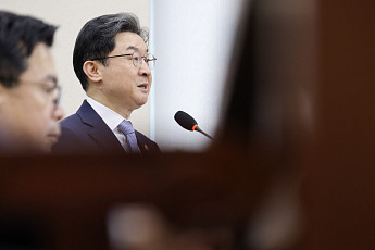 레버리지 ETF 책임론에 핵심 증인 요구⋯이억원 “청와대 지시 아니다”