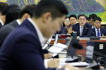 “단일종목 레버리지 ETF 책임은 HFT 방치한 거래소에”⋯이억원 “더 엄격히 대응” [국감]