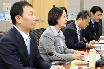 추미애 첫 등판·노란봉투법 '시험대'…국세청·공수처도 격돌 [국감]
