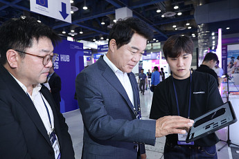 CES 최고 혁신상에 MWC 첫 부스…AI 스타트업 세계로 [區석區석 - 관악구 ‘2026 한국전자전 관악S밸리관’]