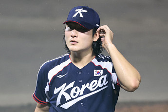 LGㆍ두산, 와일드카드 승부 가를 변수는?⋯곽빈ㆍ불펜ㆍ수비 주목