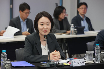 충북 바이오 특구 中企, 규제 장벽 호소...이소영 장관 