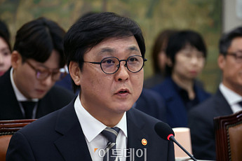 국가관광전략회의 대통령 직속 격상…최휘영 “관광산업 정책 기반 강화”