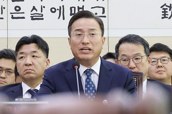 이정현 검찰총장 직무대행 “李 공소취소 검토한 바 없어” [국감]