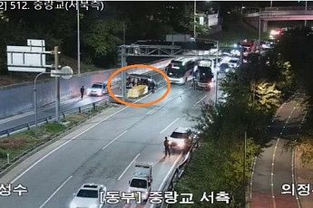 [속보] 동부간선도로 중랑교 진출램프 전도사고 발생