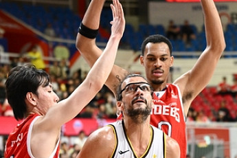 마레이, 34리바운드 KBL 역대 신기록⋯LG, 현대모비스 꺾고 3연패 탈출
