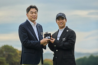 제네시스 챔피언십 성료…가쓰라가와 유토 우승컵