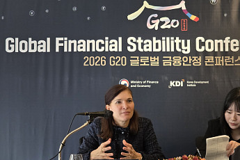 로라 알파로 IDB 수석 “세입 변동성 클 때 재정안정화기금 필요…불황 대비해야”[G20 금융안정 컨퍼런스]
