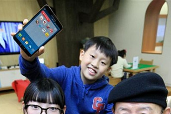 KT, 청소년·고령층 전용 요금제 혜택 강화 및 앱모음 출시