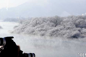 [포토] '<b>상고대</b>' 겨울의 절경 담는 사진작가들