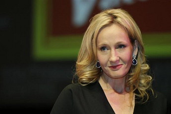 ‘해리포터’ 조앤 K. 롤링, 6월 신간 내놓는다