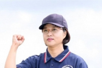 뉴질랜드서 한인여성 최초 야구심판 탄생