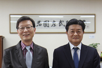 예스24, 국회도서관과 MOU 체결… 전자책 단말기 기증ㆍ국회도서관 모바일 앱 탑재 등