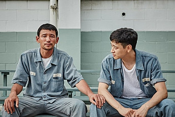 ‘검사외전’ 황정민‧강동원을 생방송에서?… ‘네이버 무비토크 라이브’ 방송 언제?