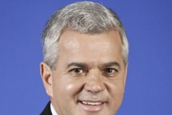 한국 떠나는 세르지오 호샤 한국GM 회장