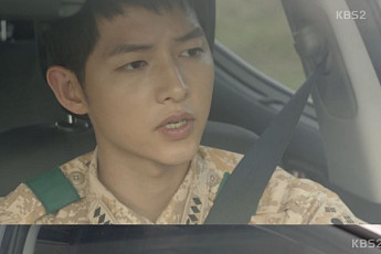 27.4% 송중기의‘태양의 후예’, 28.1% 김수현의‘별그대’ 넘어선다! 왜?