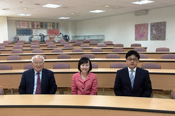 표재순 문화융성위 위원장, 성신여대 국제조각전 개막식 방문