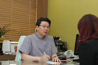 봄꽃 나들이철, 차 타기가 두려운 요실금 치료는?