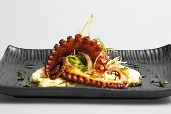 [오늘의 이벤트&할인] 콘래드 서울 뷔페 레스토랑 제스트 ‘스패니시 타파스 테마위크’, 배상면주가 ‘여름 얼음술 이벤트’ 등