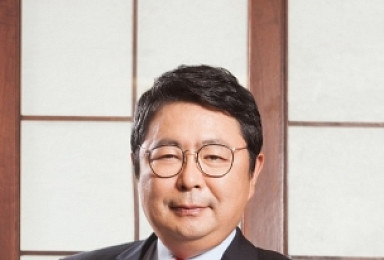 김상범 이수그룹 회장, '연봉 1원' 이수앱지스 대표이사 선임