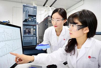 LG화학, 유셉트 국내 출시..엔브렐 시장 '3파전' 경쟁