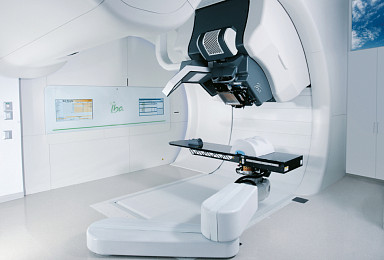 동아ST, IBA 양성자 치료기 도입 판매