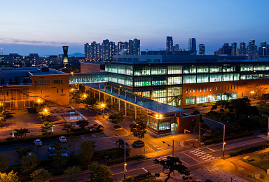 셀트리온홀딩스, 헬스케어홀딩스만 합병 