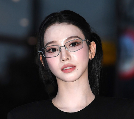 [비즈 포토] 에스파 카리나, '여신 비주얼'