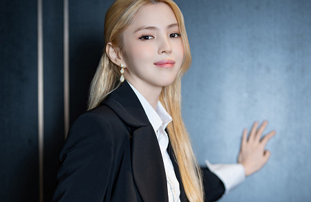 [비즈 스타] '인턴' 한소희 