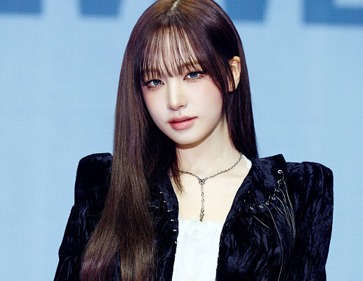 [비즈 포토] 아이브 리즈, 강렬 눈빛