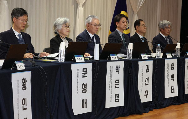 법조계 원로들 "대법관 증원, 단계적 추진"⋯'재판소원' 도입은 반대