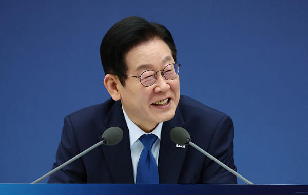 “이렇게 안전한 투자가 어딨나”…李대통령, 송전망 국민펀드 검토 지시