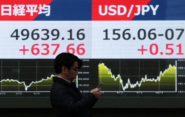 일본은행 인상에⋯10년물 日국채 금리 26년래 최고치로 껑충