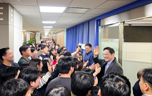 이재용, 새해 첫 사장단 만찬…AI 전환·반도체 회복 가속 전략 논의 관측