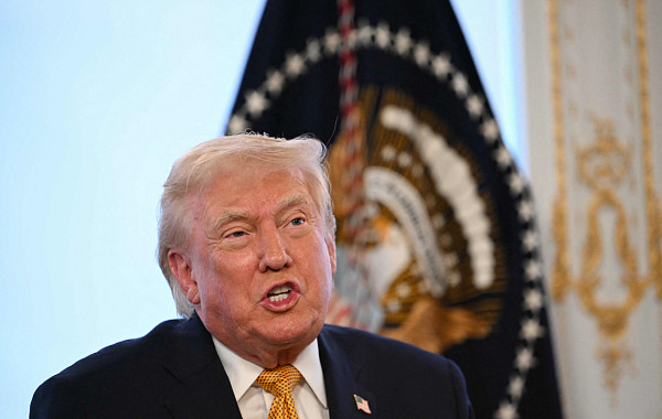 [종합] 트럼프, 성탄절에 ‘기독교인 살해’ IS에 공습 단행…“IS 대원 여러 명 사살”