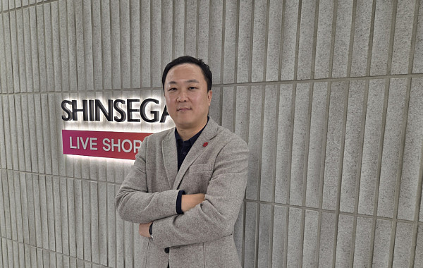 정성진 신세계라이브쇼핑 무형팀장 “홈쇼핑 여행도 ‘비싼 값 하는 시대’…심리적 안정감 드려요”[미니 인터뷰]