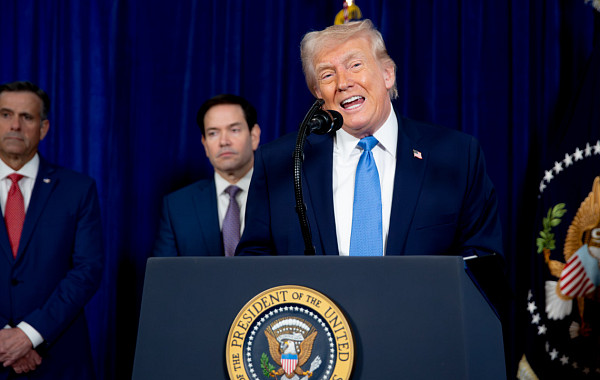 트럼프 "베네수엘라 원유, 최대 5000만 배럴 美에 인도 예정“